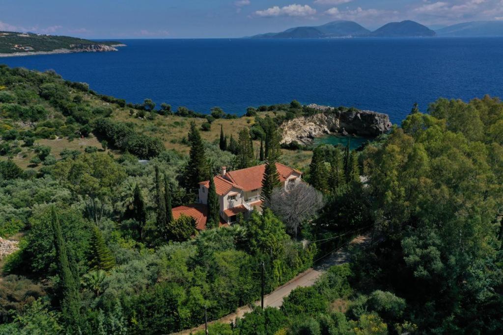 Vkastri Aparthotel Vasiliki  Exterior photo