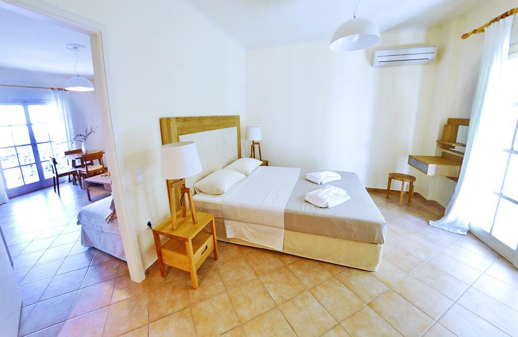 Vkastri Aparthotel Vasiliki  Exterior photo