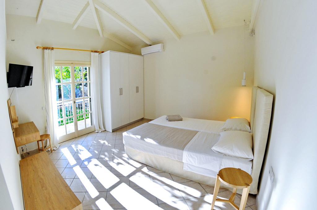 Vkastri Aparthotel Vasiliki  Room photo