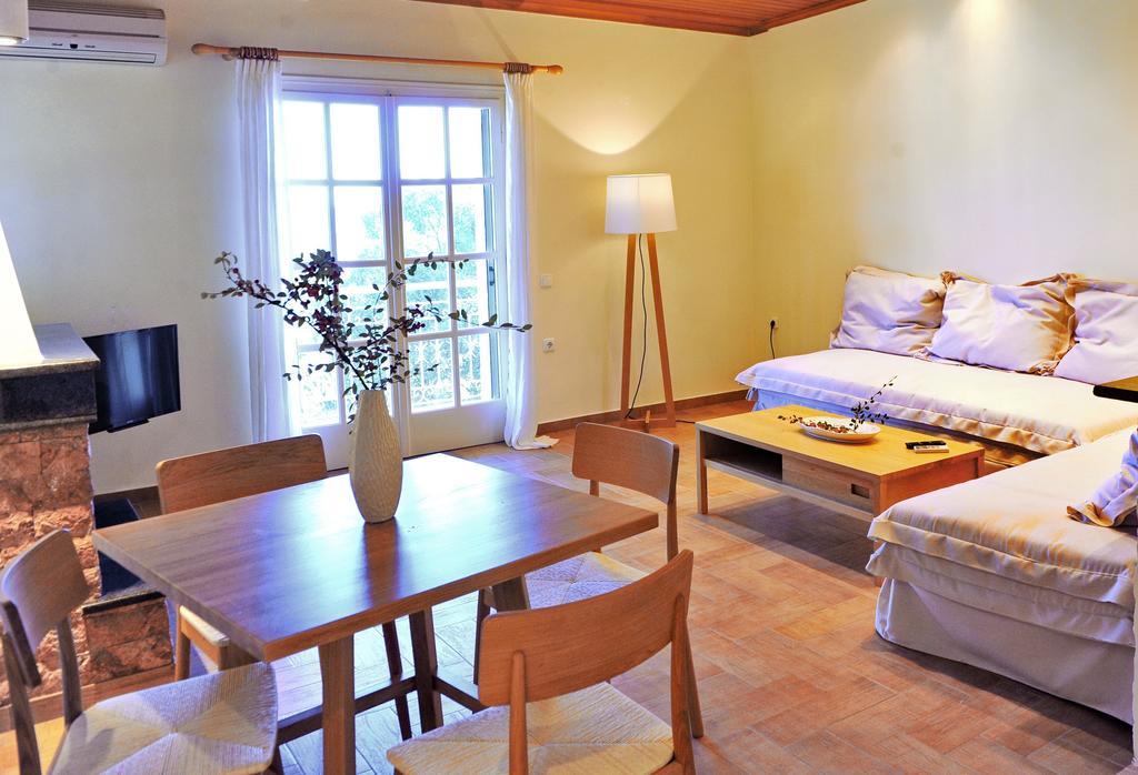 Vkastri Aparthotel Vasiliki  Exterior photo